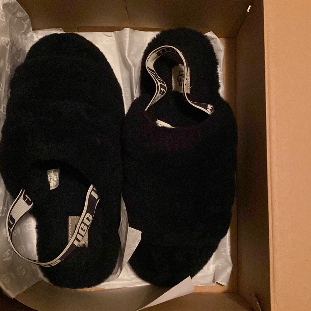 Ugg Fluff Yeah - image 1